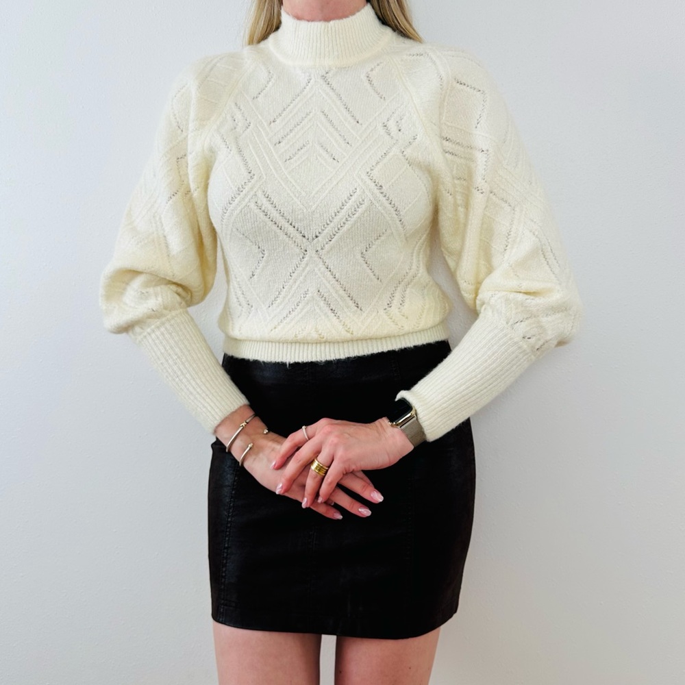 New Express Geometric Knit Pattern Cream Long Sleeve High Neck Sweater Top